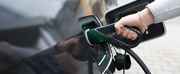 Elektro­mobilität bei Schmitt Elektrotechnik GmbH & Co.KG in Schweinfurt