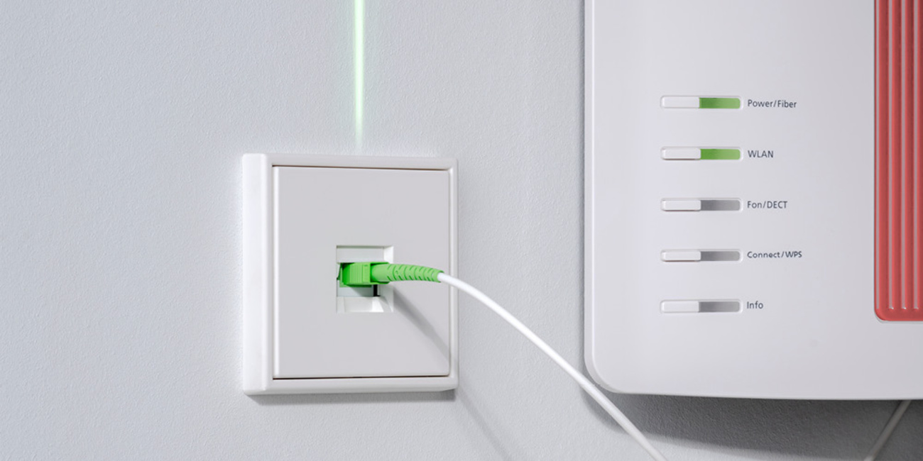 Die neuen Glasfaser-Anschlussdosen bei Schmitt Elektrotechnik GmbH & Co.KG in Schweinfurt