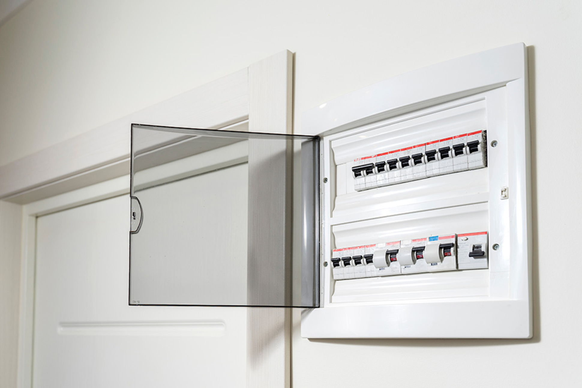 Über&shy;spannungs&shy;schutz bei Schmitt Elektrotechnik GmbH & Co.KG in Schweinfurt