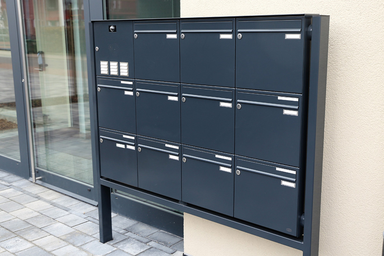 Briefkasten­systeme bei Schmitt Elektrotechnik GmbH & Co.KG in Schweinfurt